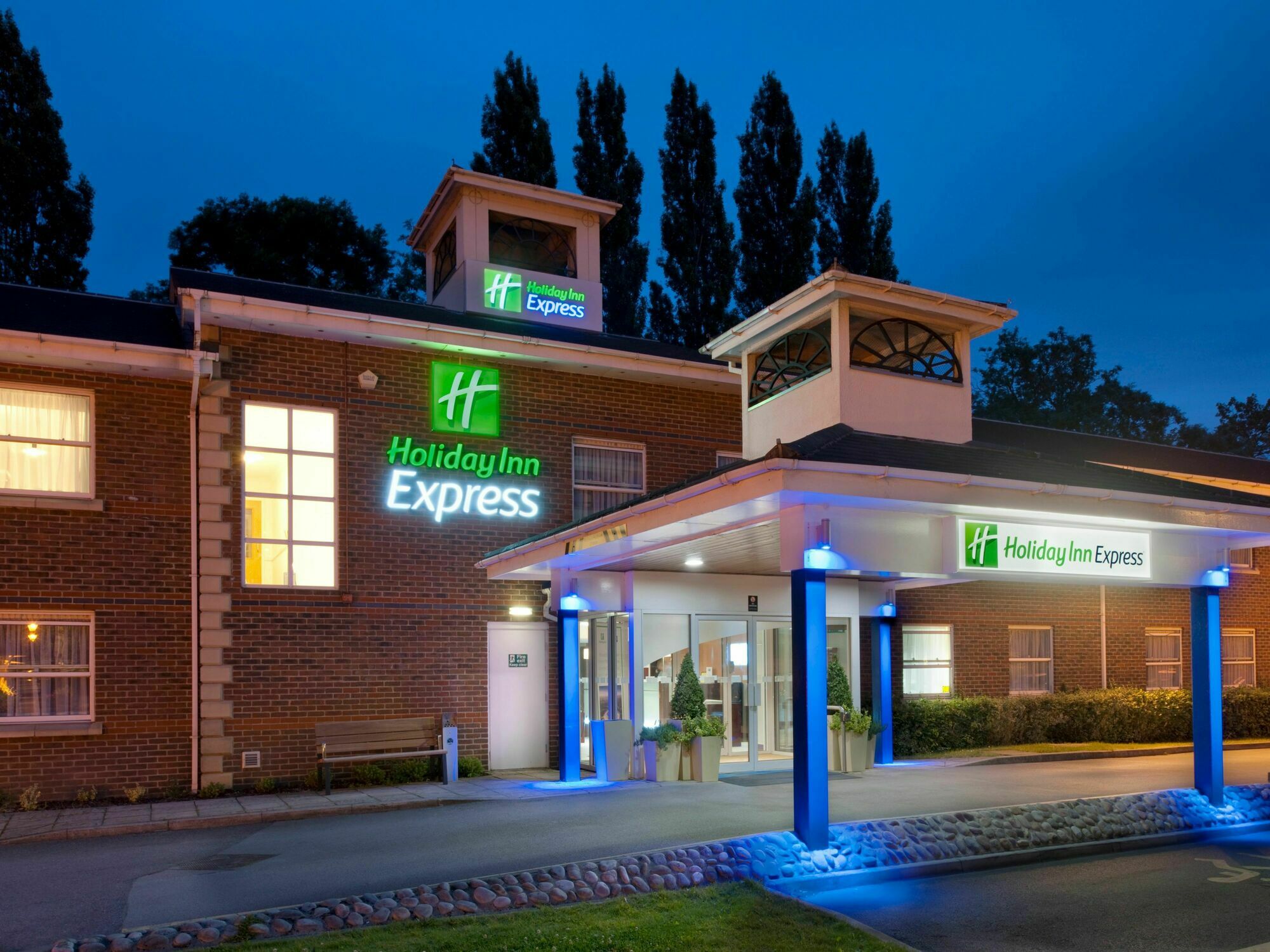 Holiday Inn Express Leeds-East, An Ihg Hotel Leeds  Zewnętrze zdjęcie